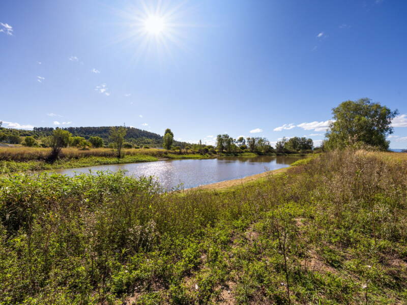 4 Woolshed Creek RD, Plainland, QLD 4341