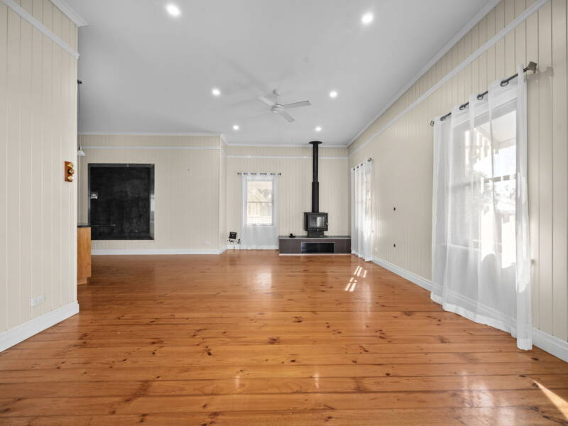 4 Woolshed Creek RD, Plainland, QLD 4341