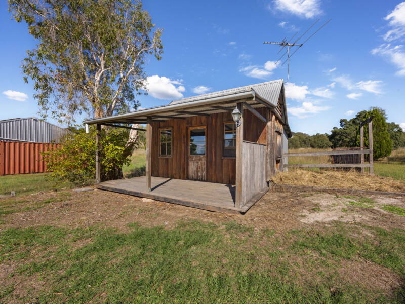 4 Woolshed Creek RD, Plainland, QLD 4341