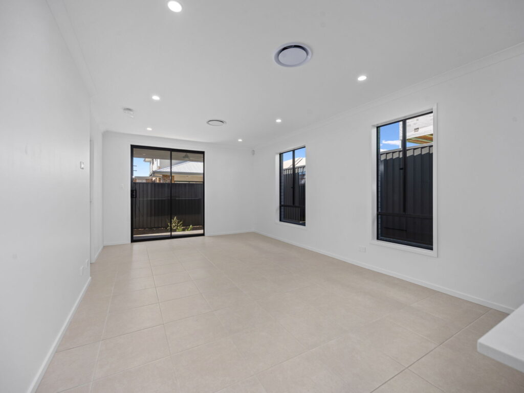 6 Danica Street, White Rock QLD 4306