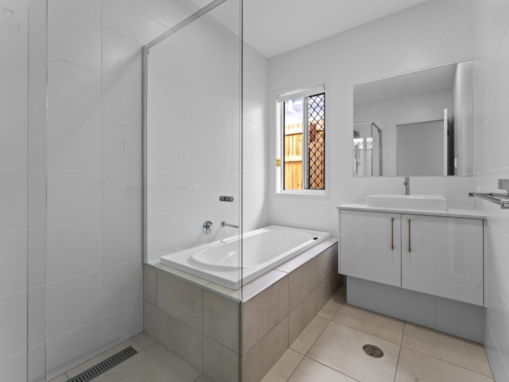 3 Argentia Cct, Morayfield, QLD 4506