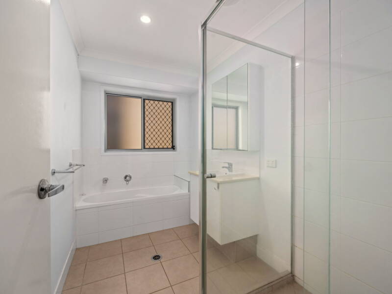 22 Chamomile St, Springfield Lakes, QLD 4300 Australia