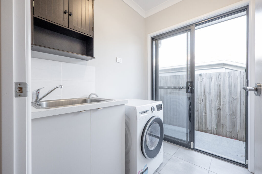 19 Leiper St, Bellbird Park QLD 4300