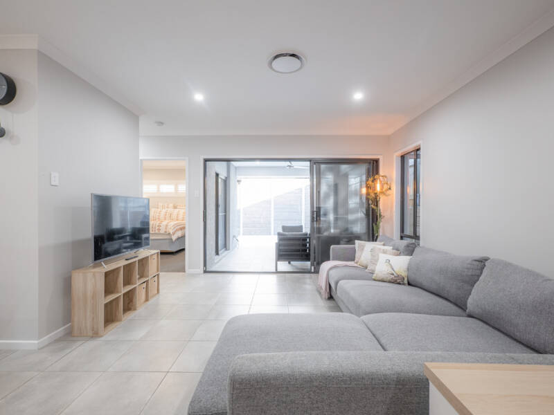 19 Leiper St, Bellbird Park, QLD 4300 Australia