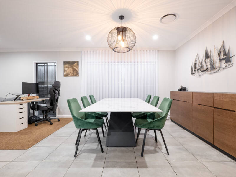 19 Leiper St, Bellbird Park, QLD 4300 Australia