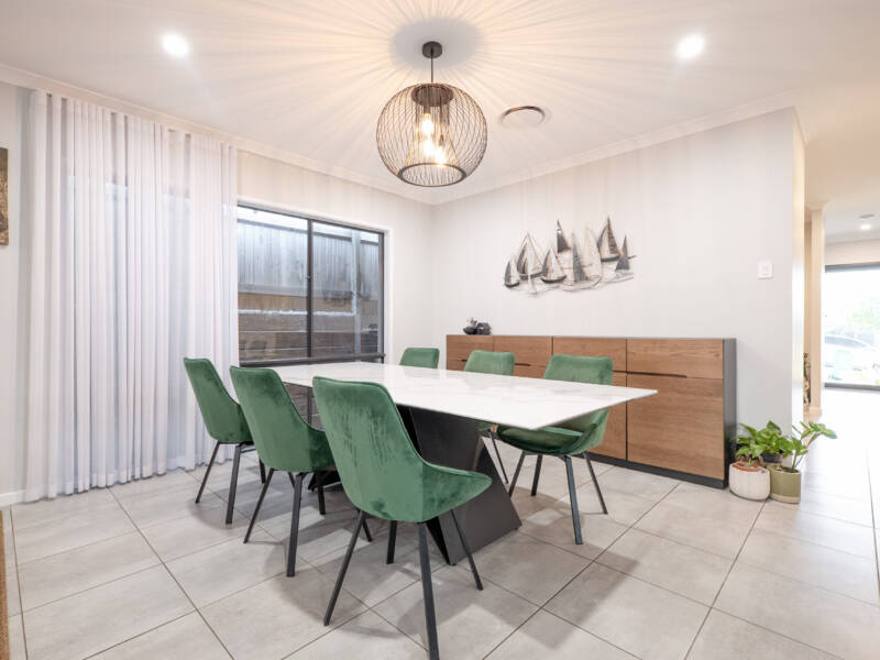 19 Leiper St, Bellbird Park, QLD 4300 Australia