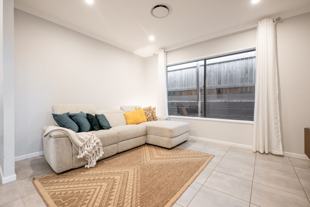 19 Leiper St, Bellbird Park QLD 4300