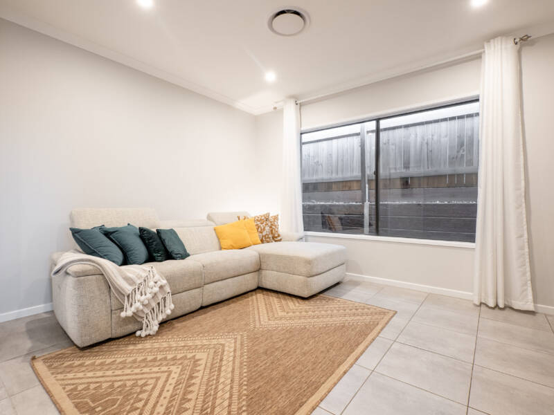 19 Leiper St, Bellbird Park, QLD 4300 Australia