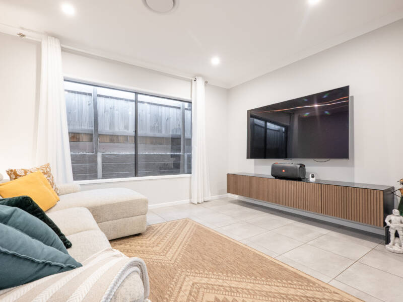 19 Leiper St, Bellbird Park, QLD 4300 Australia