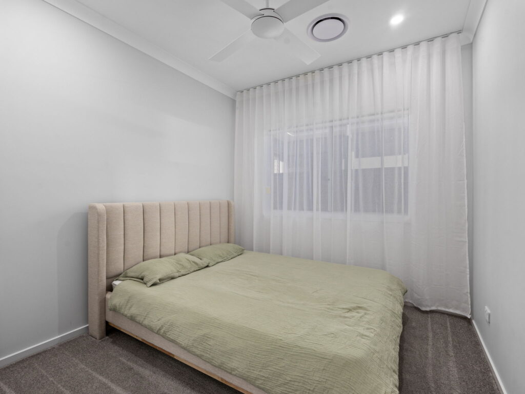 10 Greenlink St, DEEBING HEIGHTS QLD 4306