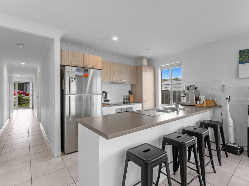 18 Primrose Cr, Redbank Plains, QLD 4301 Australia