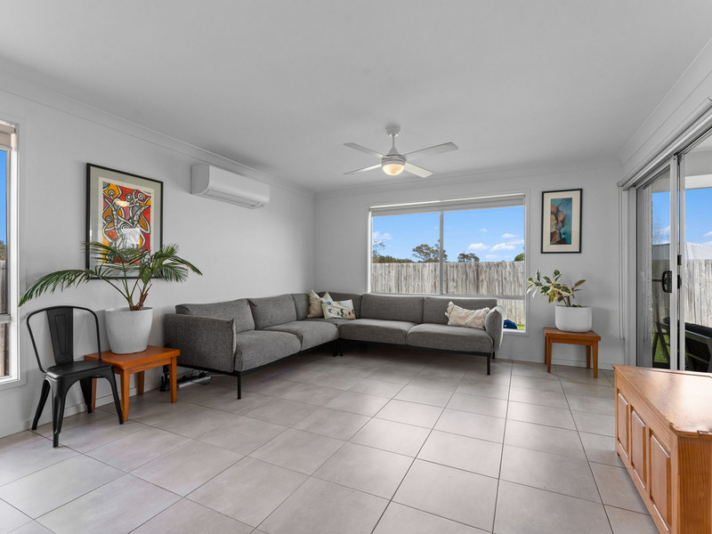 18 Primrose Cr, Redbank Plains, QLD 4301 Australia