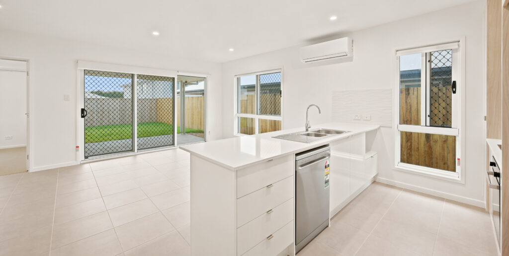 13 Langa St, White Rock QLD 4306