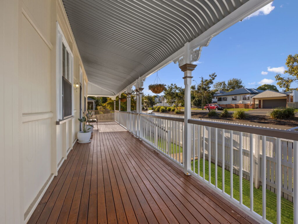 22 Pine Mountain Rd, North Ipswich QLD 4305