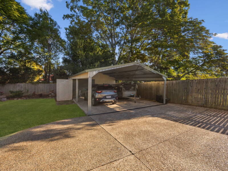 22 Pine Mountain Rd, North Ipswich, QLD 4305 Australia