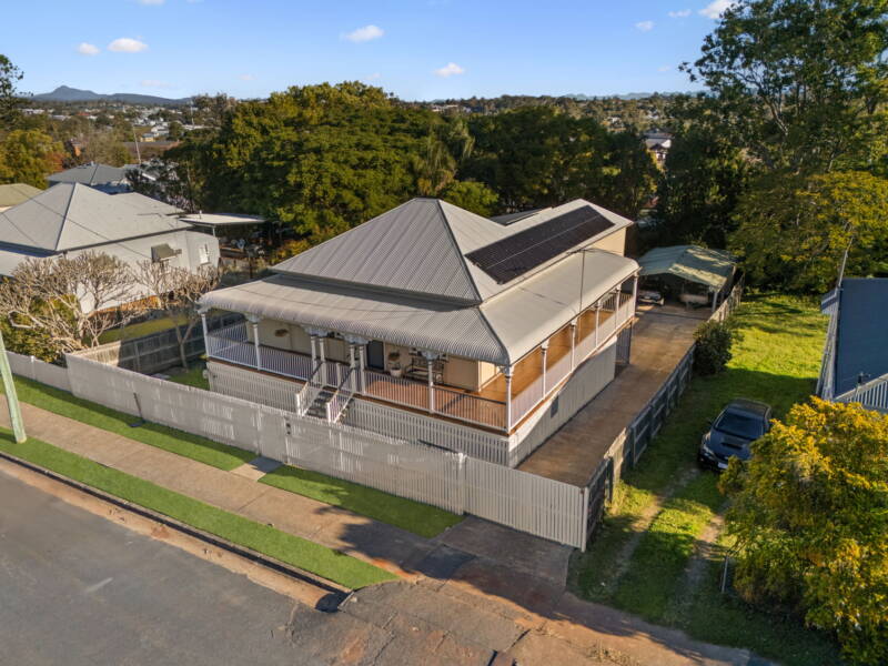 22 Pine Mountain Rd, North Ipswich, QLD 4305 Australia