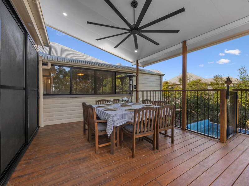 22 Pine Mountain Rd, North Ipswich, QLD 4305 Australia
