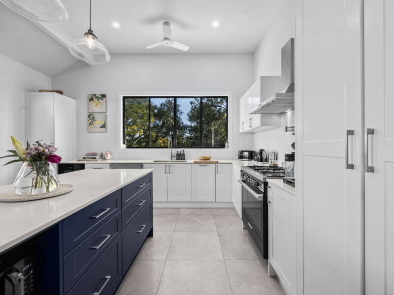22 Pine Mountain Rd, North Ipswich, QLD 4305 Australia