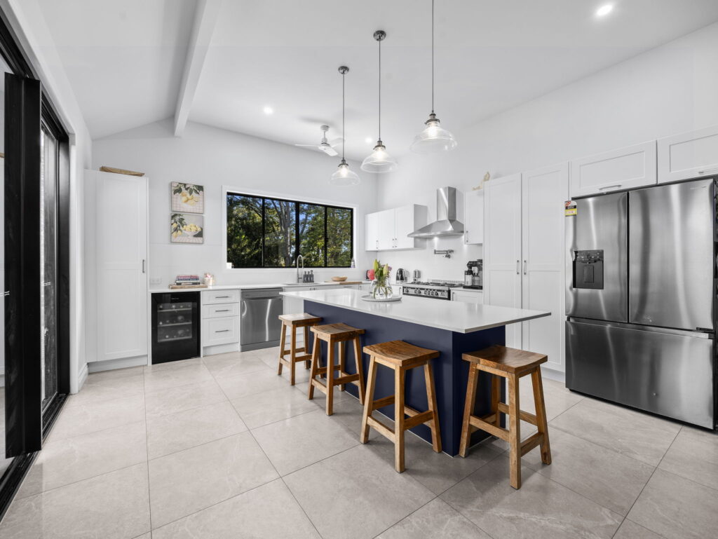22 Pine Mountain Rd, North Ipswich QLD 4305