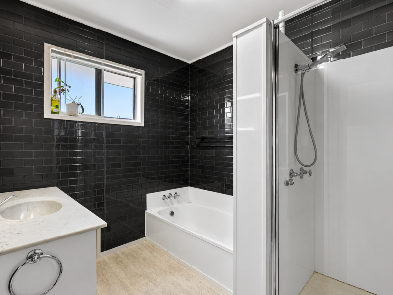 168 Cascade St, Raceview, QLD 4305 Australia
