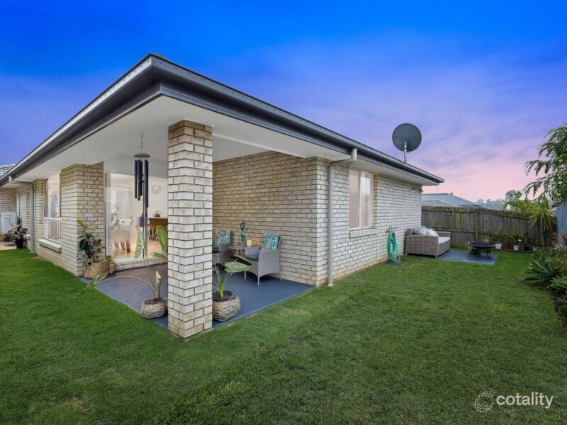 77 Valentine Circuit, Augustine Heights, QLD 4300