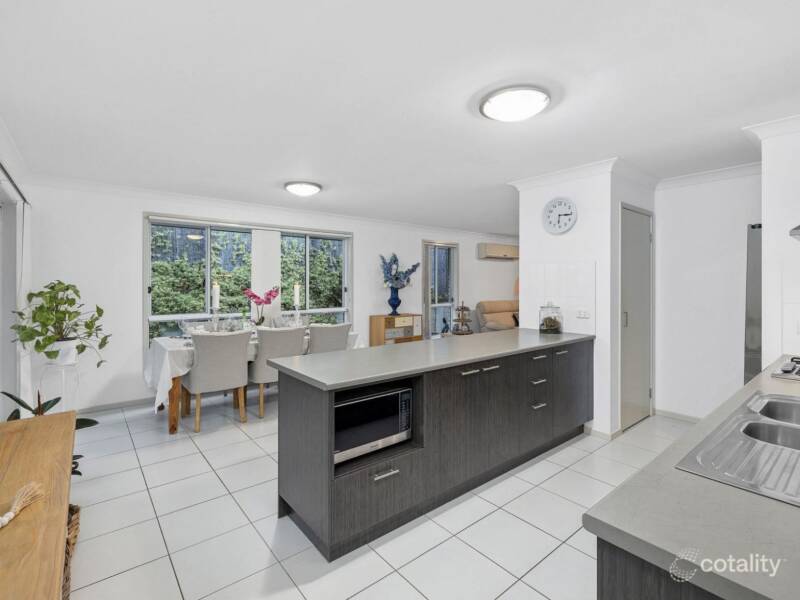 77 Valentine Circuit, Augustine Heights, QLD 4300