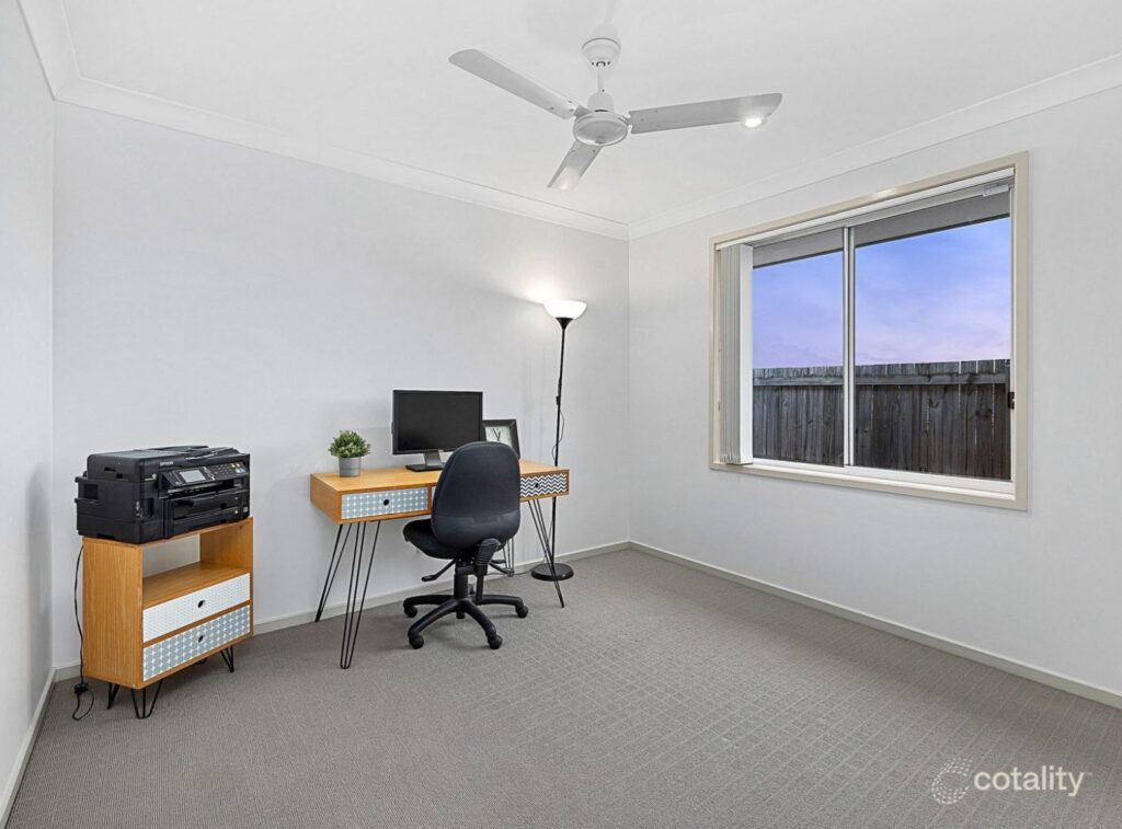 77 Valentine Circuit, Augustine Heights, QLD 4300