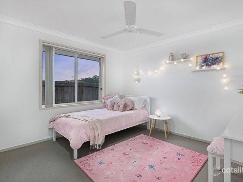77 Valentine Circuit, Augustine Heights, QLD 4300