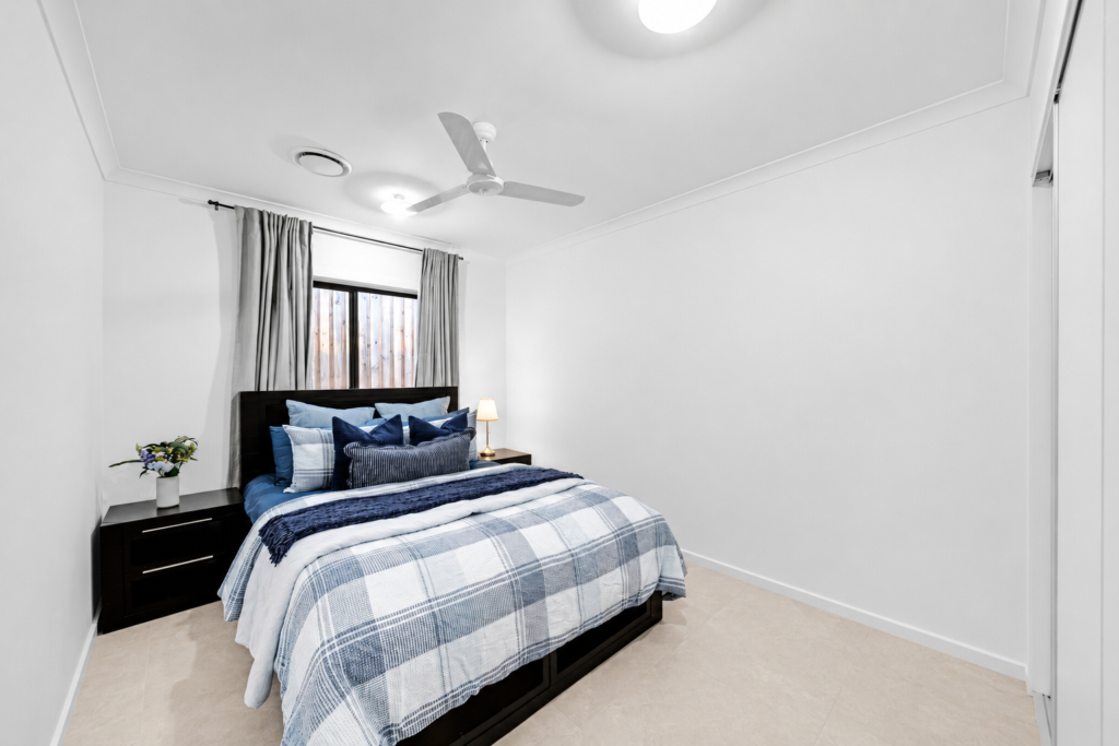9 Jockey Cr, South Ripley QLD 4306