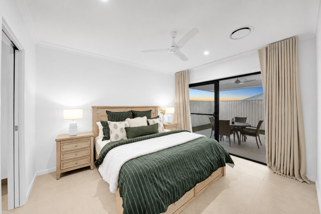 9 Jockey Cr, South Ripley QLD 4306