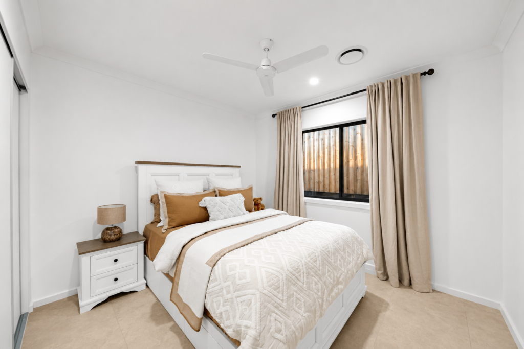 9 Jockey Cr, South Ripley QLD 4306