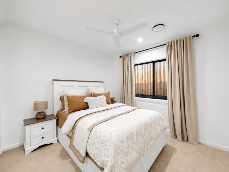 9 Jockey Cr, South Ripley, QLD 4306 Australia