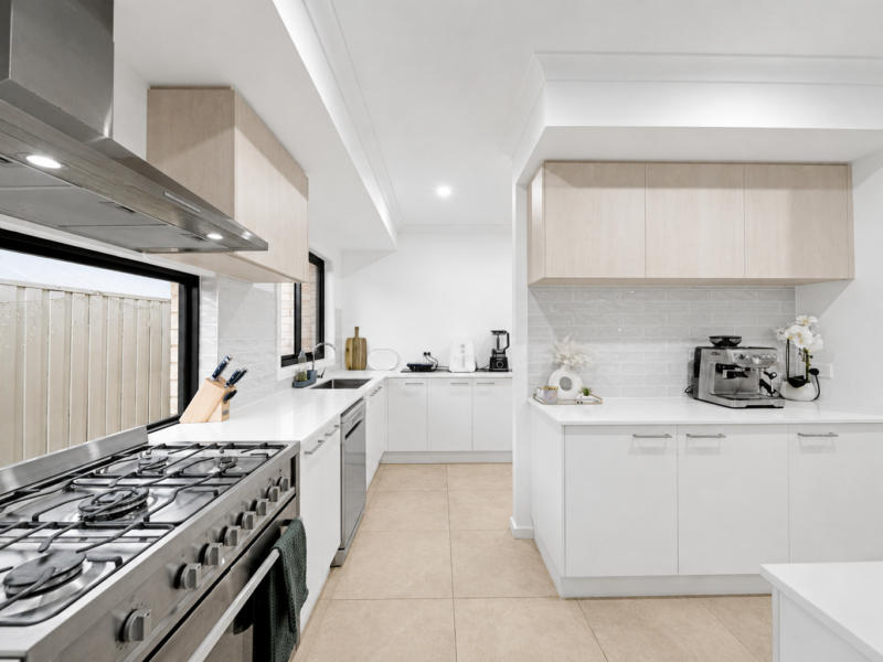 9 Jockey Cr, South Ripley, QLD 4306 Australia