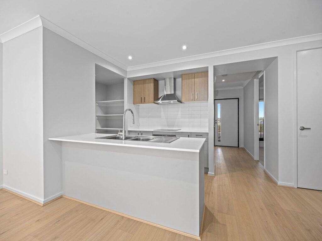 21 Swan Road, South Ripley QLD 4306