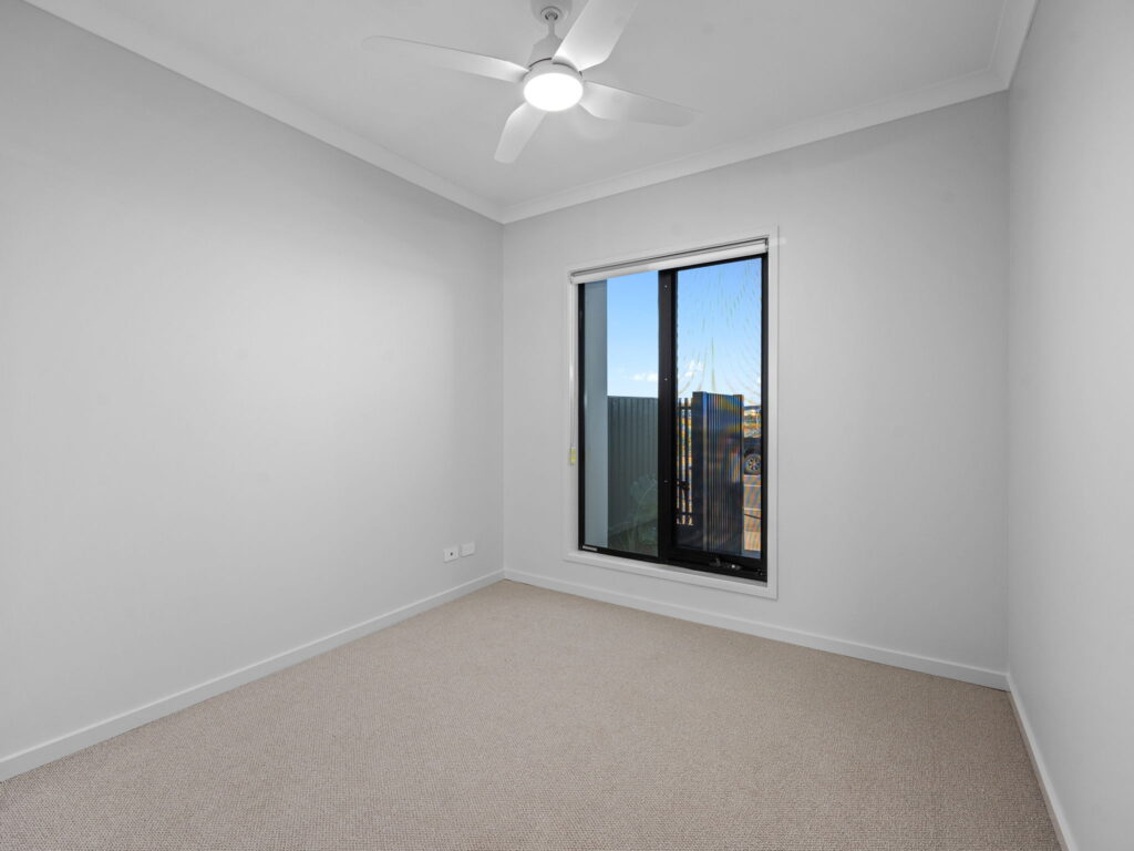 21 Swan Road, South Ripley QLD 4306