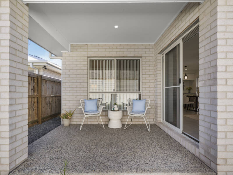 39 John Drive, Collingwood Park, QLD 4301