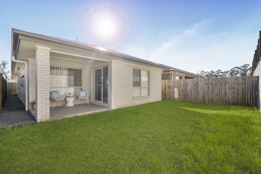 39 John Drive, Collingwood Park QLD 4301