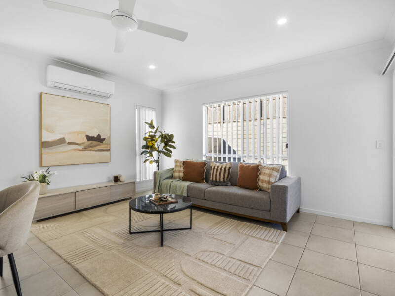39 John Drive, Collingwood Park, QLD 4301