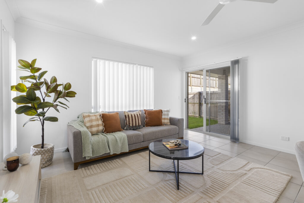 39 John Drive, Collingwood Park QLD 4301