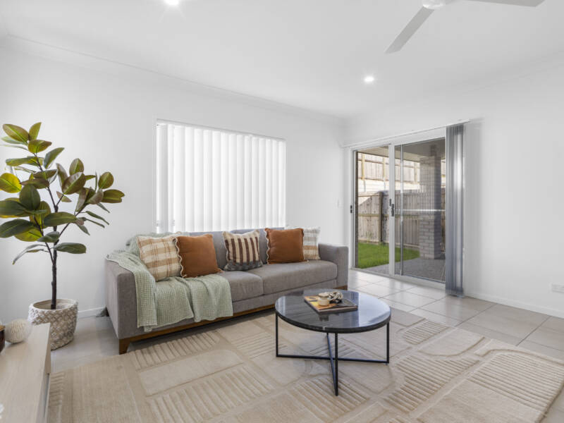 39 John Drive, Collingwood Park, QLD 4301
