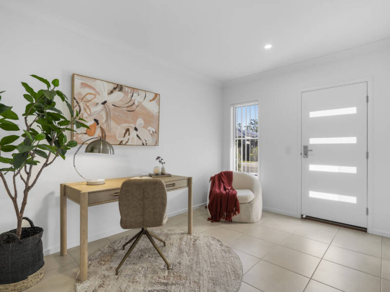39 John Drive, Collingwood Park, QLD 4301