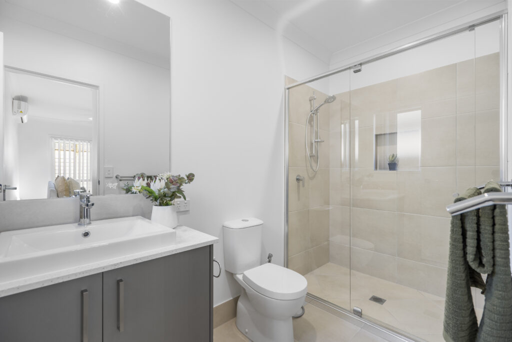 39 John Drive, Collingwood Park QLD 4301