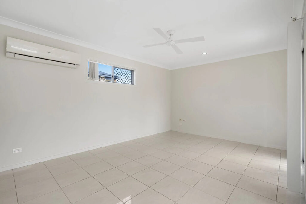 3 Hamersly St, Redbank Plains, QLD 4301