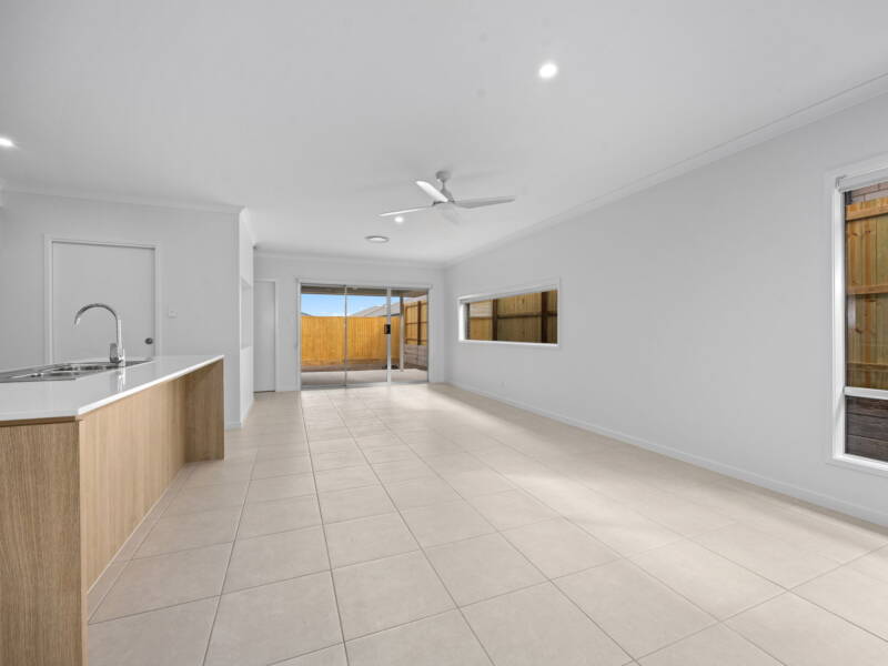 10 Mulligan Street, Ripley, QLD 4306