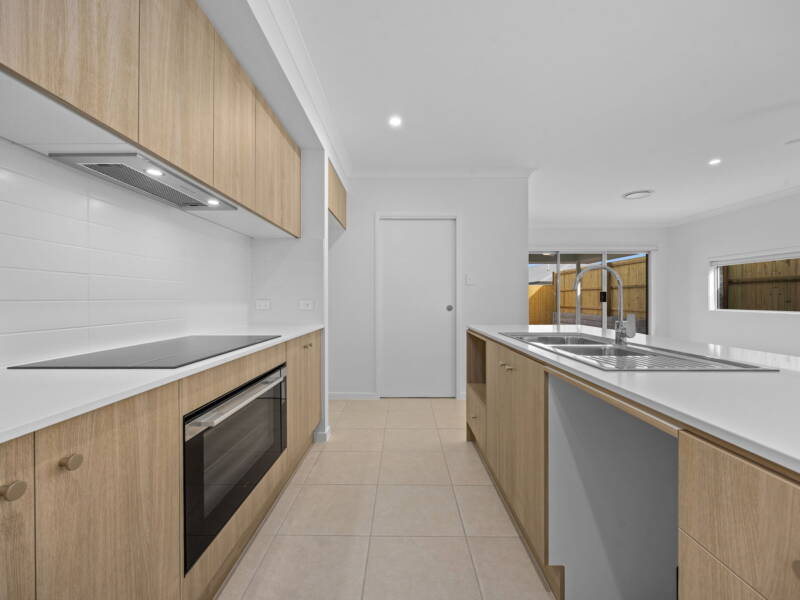 10 Mulligan Street, Ripley, QLD 4306