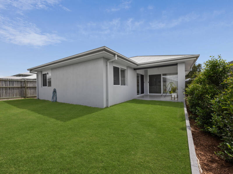 8 Forbes Ct, Collingwood Park, QLD 4301 Australia