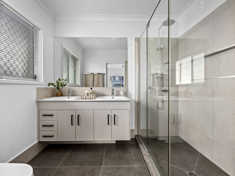 8 Forbes Ct, Collingwood Park, QLD 4301 Australia