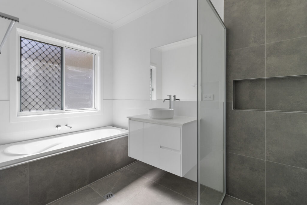 3 Rift St, Flinders View, QLD 4305
