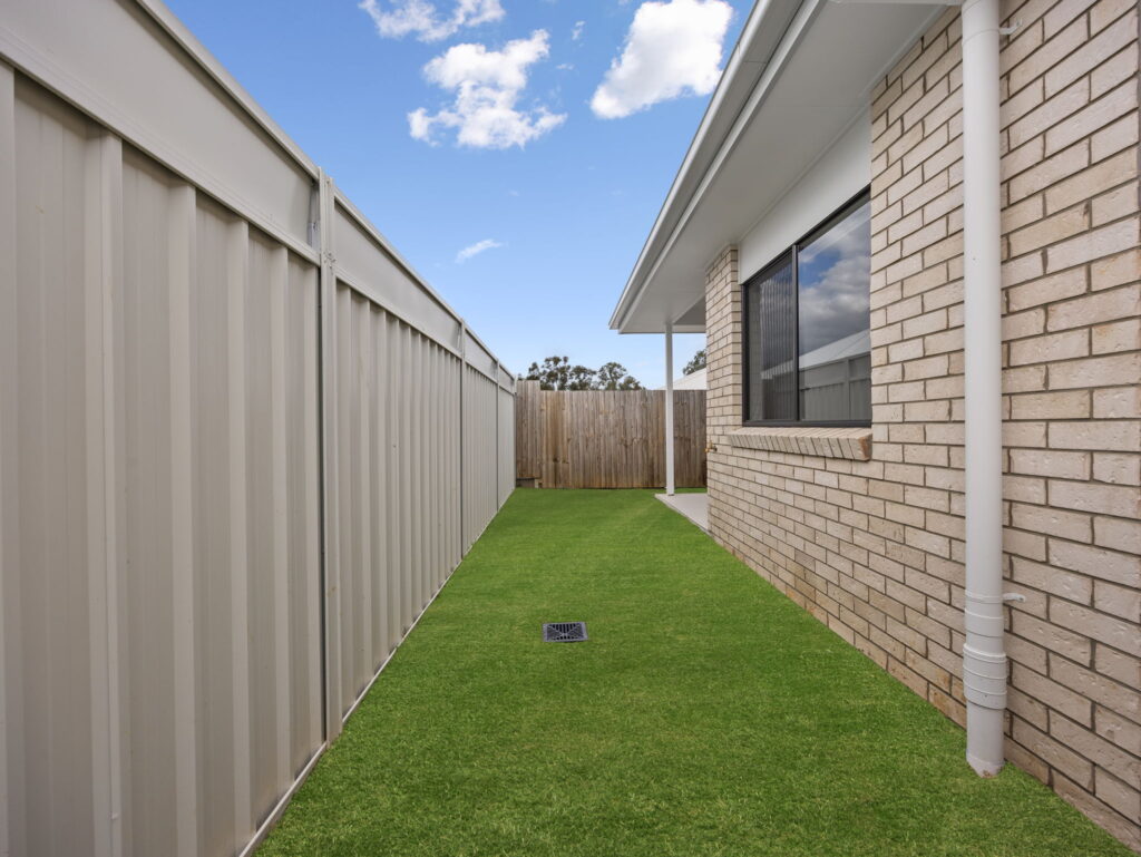 7 Flat Pea Cr, Deebing Heights, QLD 4306