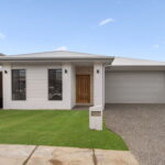 7 Flat Pea Cr, Deebing Heights, QLD 4306
